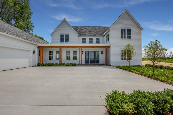 Cost of Concrete Driveway Service in Des Moines