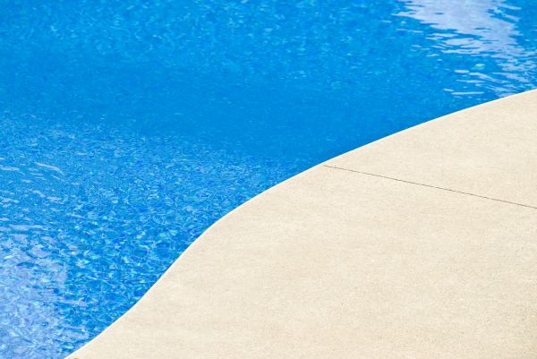 Cost of Pool Deck Paving in Des Moines