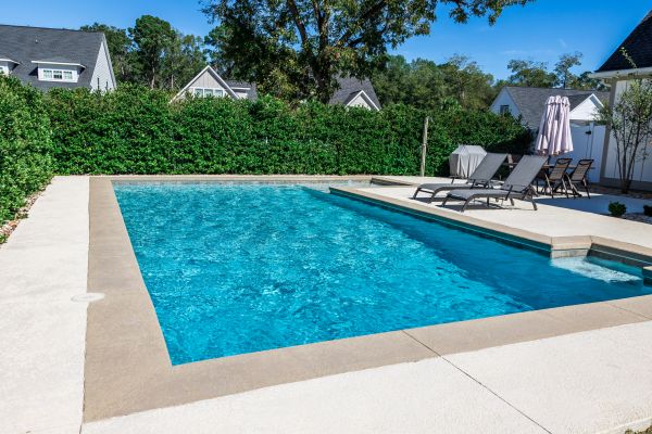 Cost of Concrete Pool Deck Replacement in Des Moines