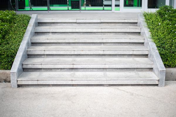 Cost of Front Steps Replacement in Des Moines