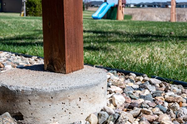 Cost of Deck Footing Installation in Des Moines