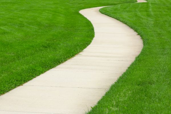 Cost of Walkway Building in Des Moines