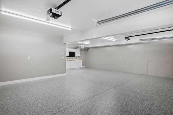 Cost of Garage Paving in Des Moines