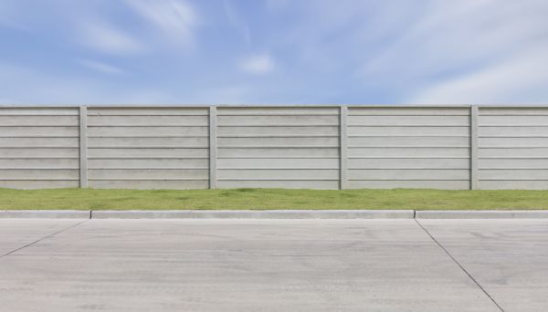 Cost of Concrete Fence Installation in Des Moines